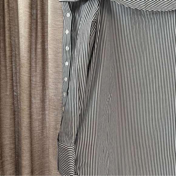 NWOT Guest Editor Off the Shoulder White & Black Stripes Blouse Size Medium - Picture 13 of 13